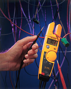 Fluke T5-600 ��ѹ����ͨ�ϲ�����